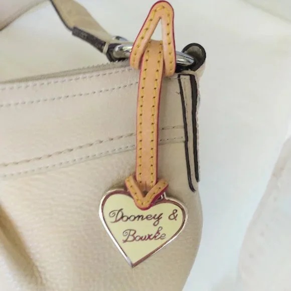 Dooney & Bourke Gold Heart Charm Hang Tag - Picture 1 of 7